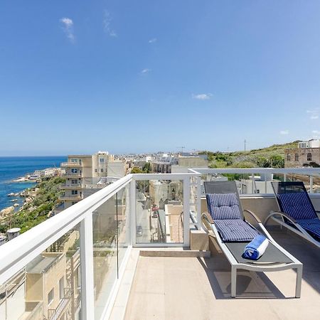 Luxurious Sea Front Penthouse With Private Hot Tub By 360 Estates Apartamento St. Paul's Bay Exterior foto