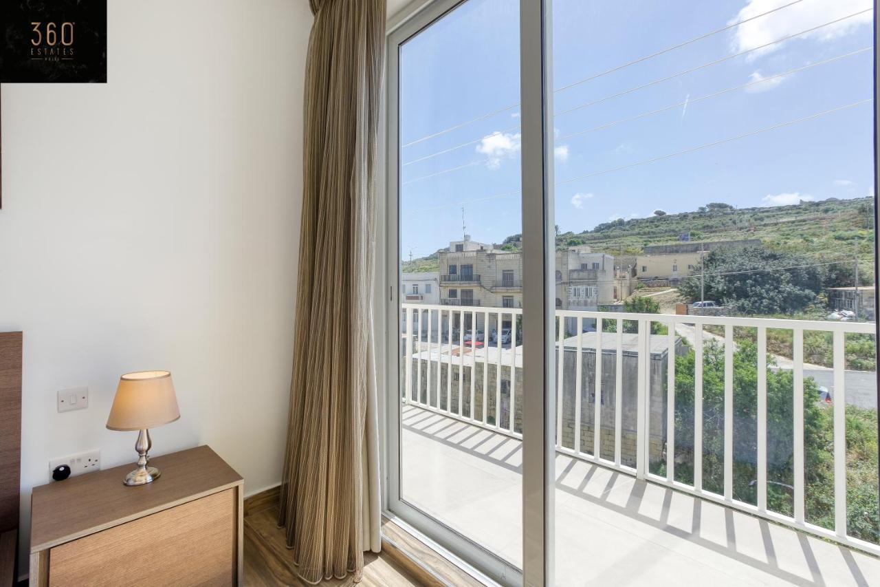 Lux Sea Front Penthouse With Breathtaking Views In St Pauls By 360 Estates Apartamento St. Paul's Bay Exterior foto
